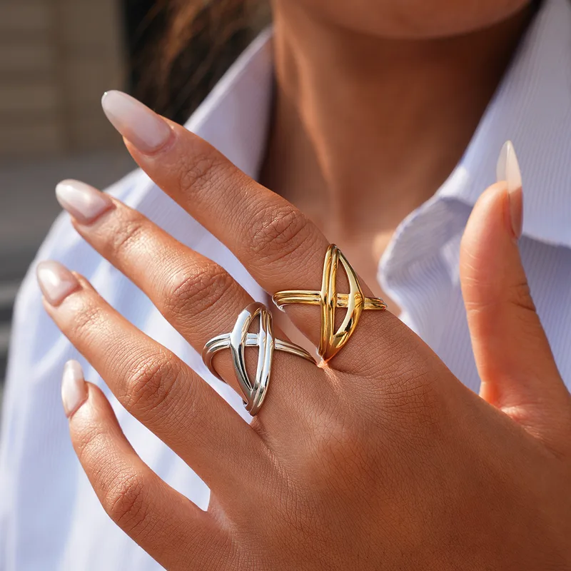 18K Gold Plated 304 Stainless Steel Three-Dimensional Line Ring
