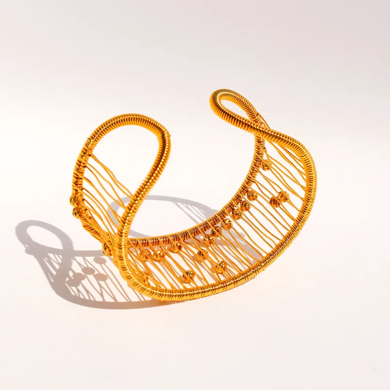 Retro Classic Style Semicircle Brass 24K Gold Plated Bangle